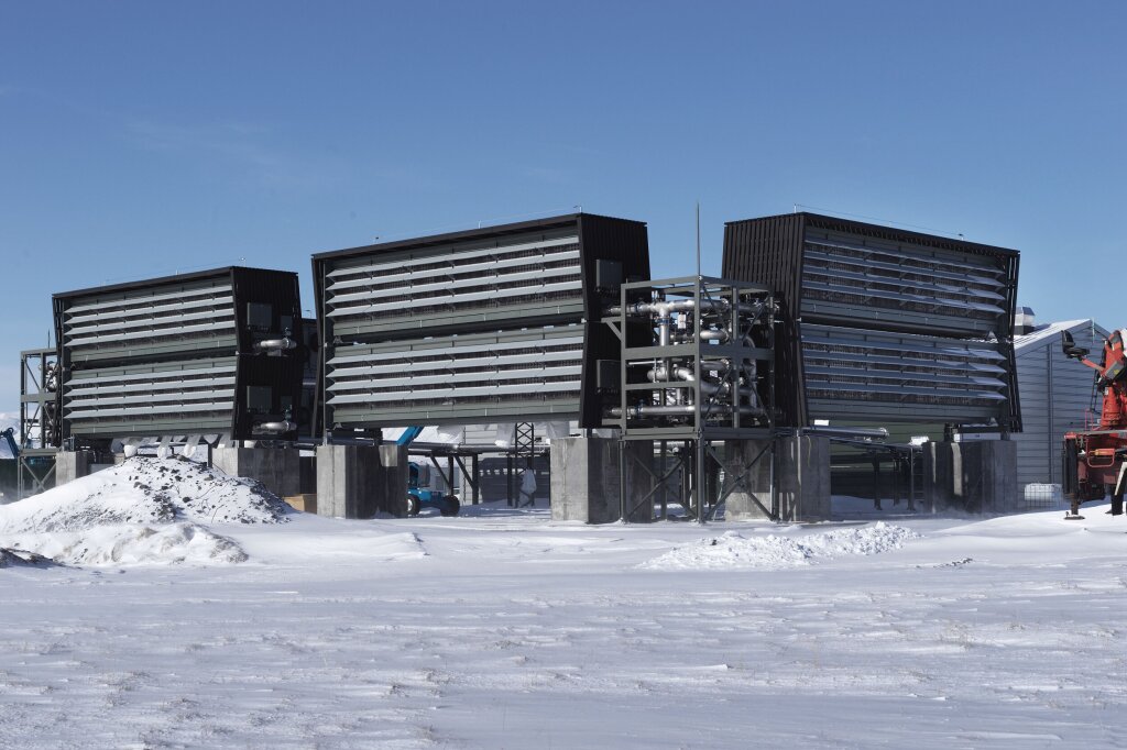 How do carbon removal solutions fight climate change?