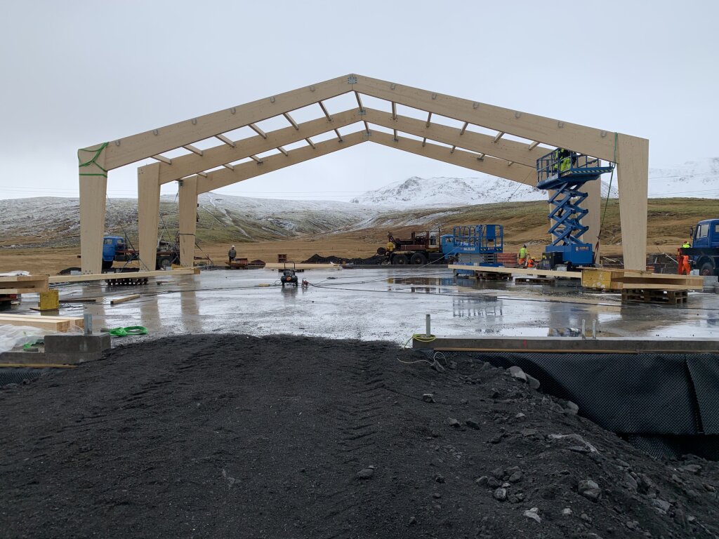 Climeworks' new large-scale CO₂ removal plant Orca