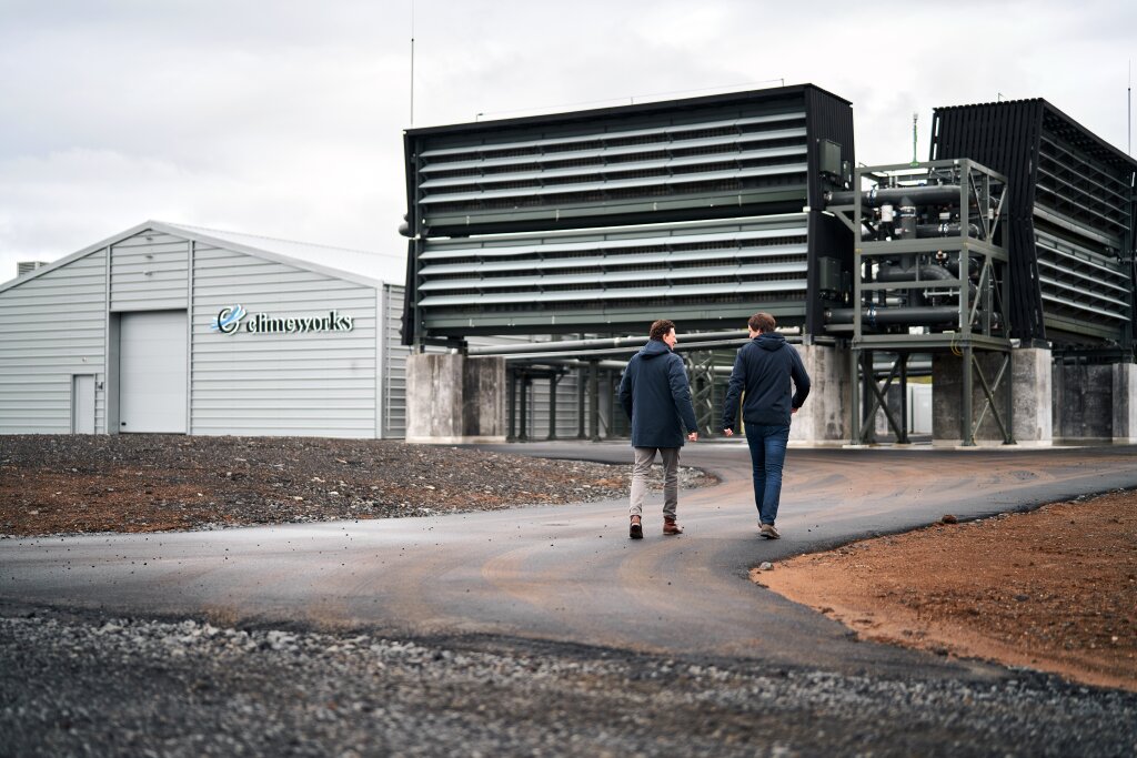 climeworks-orca-plant-in-iceland-with-co-ceos-and-co-founders-c.-gebald-and-j.-wurzbacher-(2).jpg