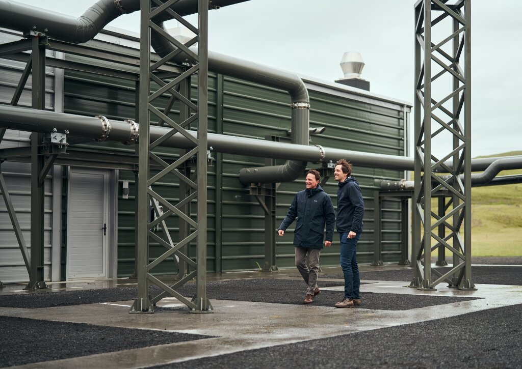 Climeworks Orca plant in Iceland with co-CEOs and co-founders C. Gebald and J. Wurzbacher (5).jpg